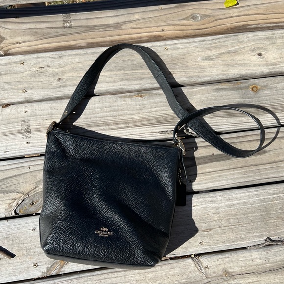 Coach Val crossbody - Picture 2 of 11